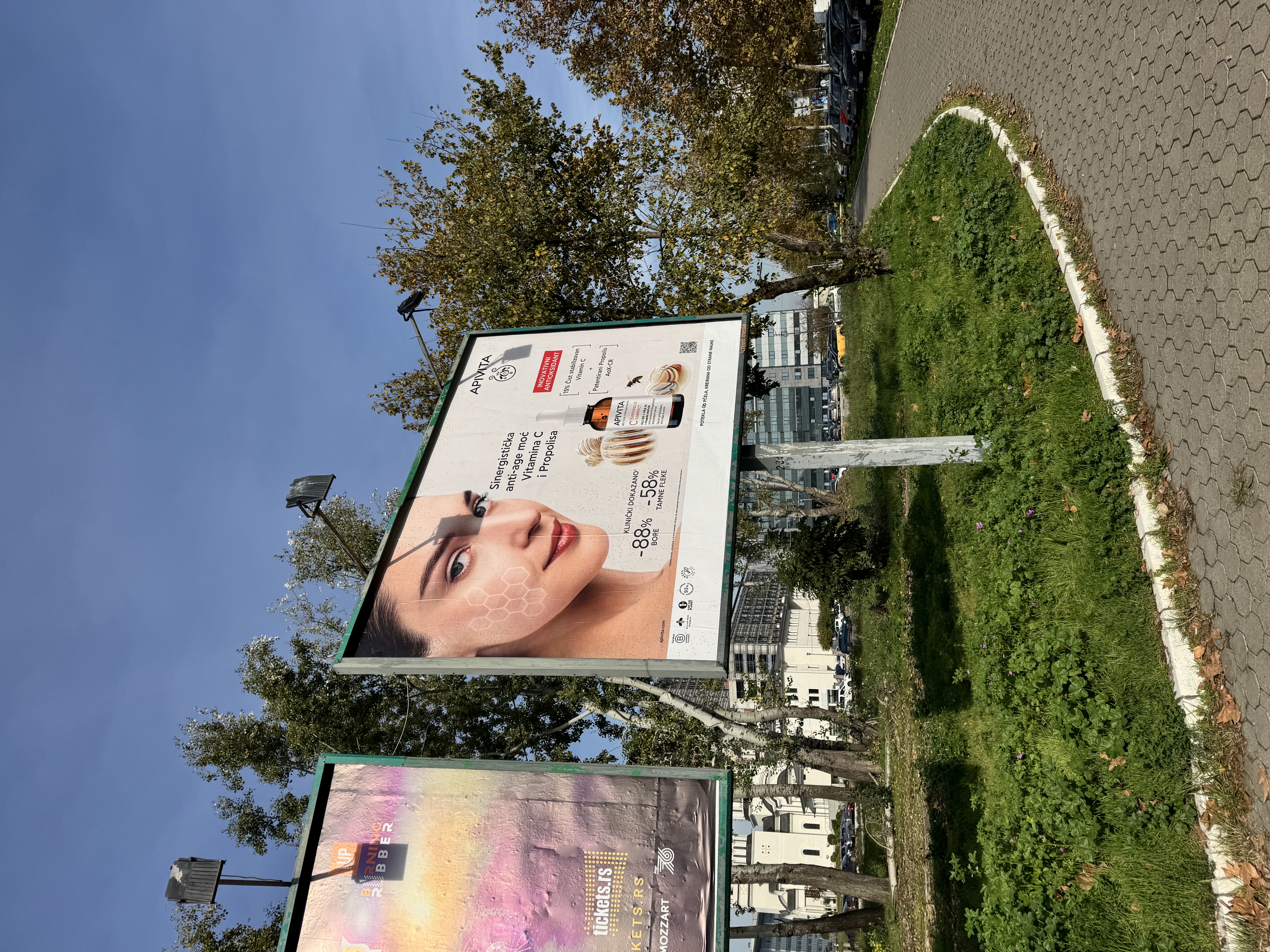 Bilbord 12